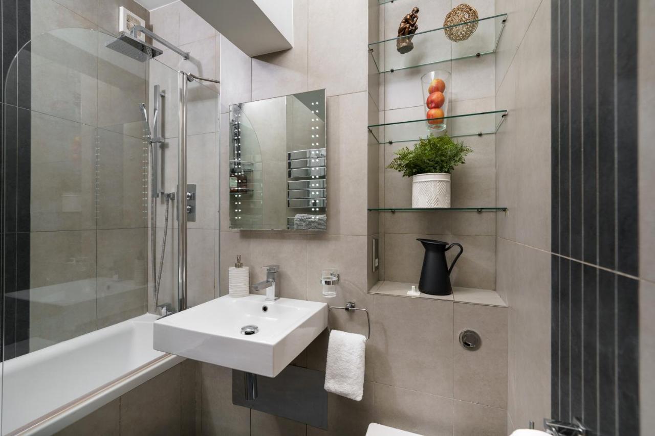 2 Bedr, 3 Beds, 1 Bath Thames, Trafalgar Sq Londra Dış mekan fotoğraf